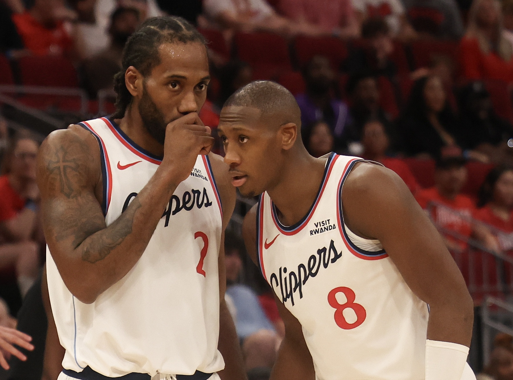 k1体育管理-卢再谈小卡“赛季争冠无望”言论：现在我们更年轻 必须改变打法